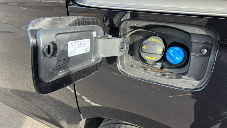 Ford Transit Connect 230 L2 Diesel 2.0 EcoBlue 102ps Limited Van